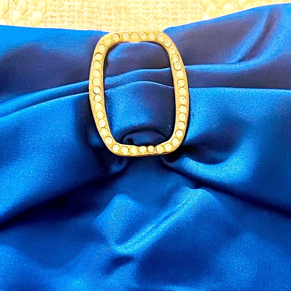 Bebe Skirt crystal Buckle Detail SZ 6